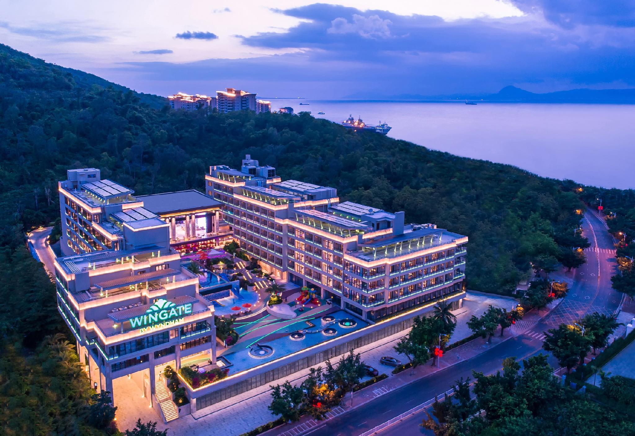 Wingate By Wyndham Sanya Luhuitou Hotel Exterior photo