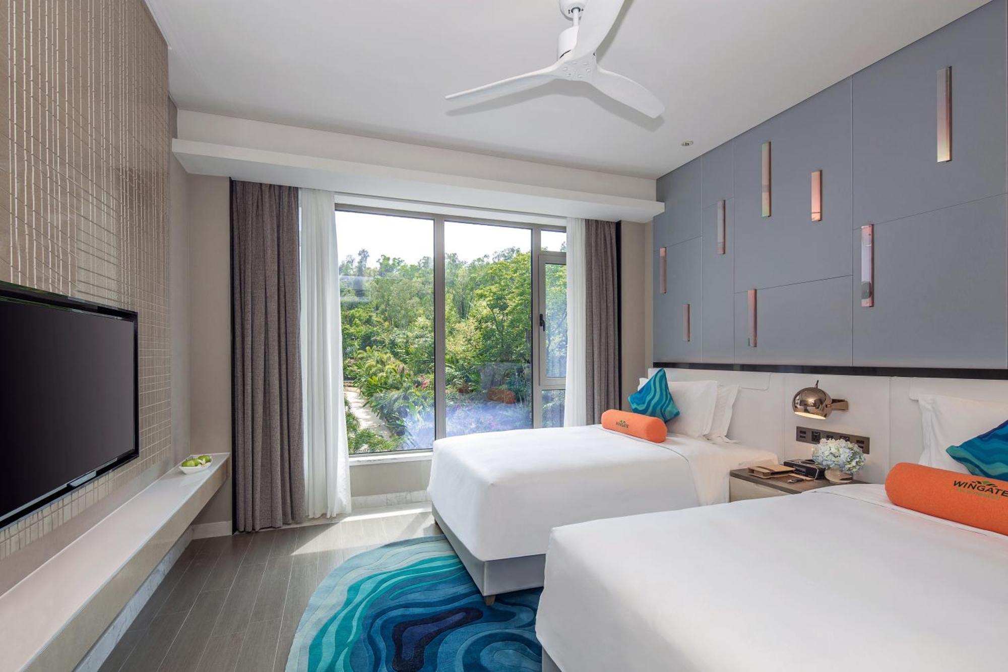 Wingate By Wyndham Sanya Luhuitou Hotel Exterior photo